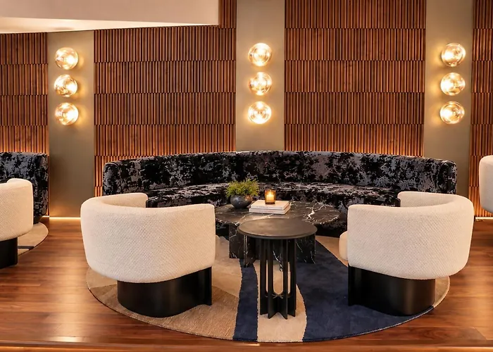 Hotel W